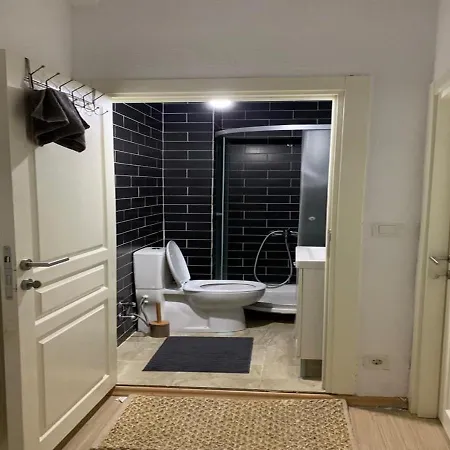 2 Bedroom Deluxe House In The City Center